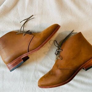 Nisolo Isa Chukka Boot, size 6